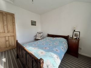 Bedroom- click for photo gallery